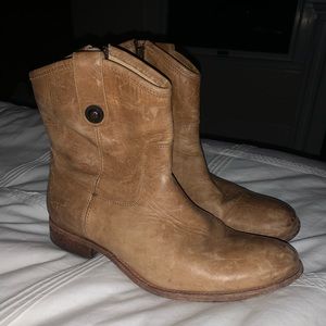 Frye Melissa button short boot